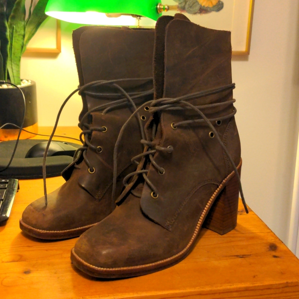Jeffrey Campbell leather brown lace up boots